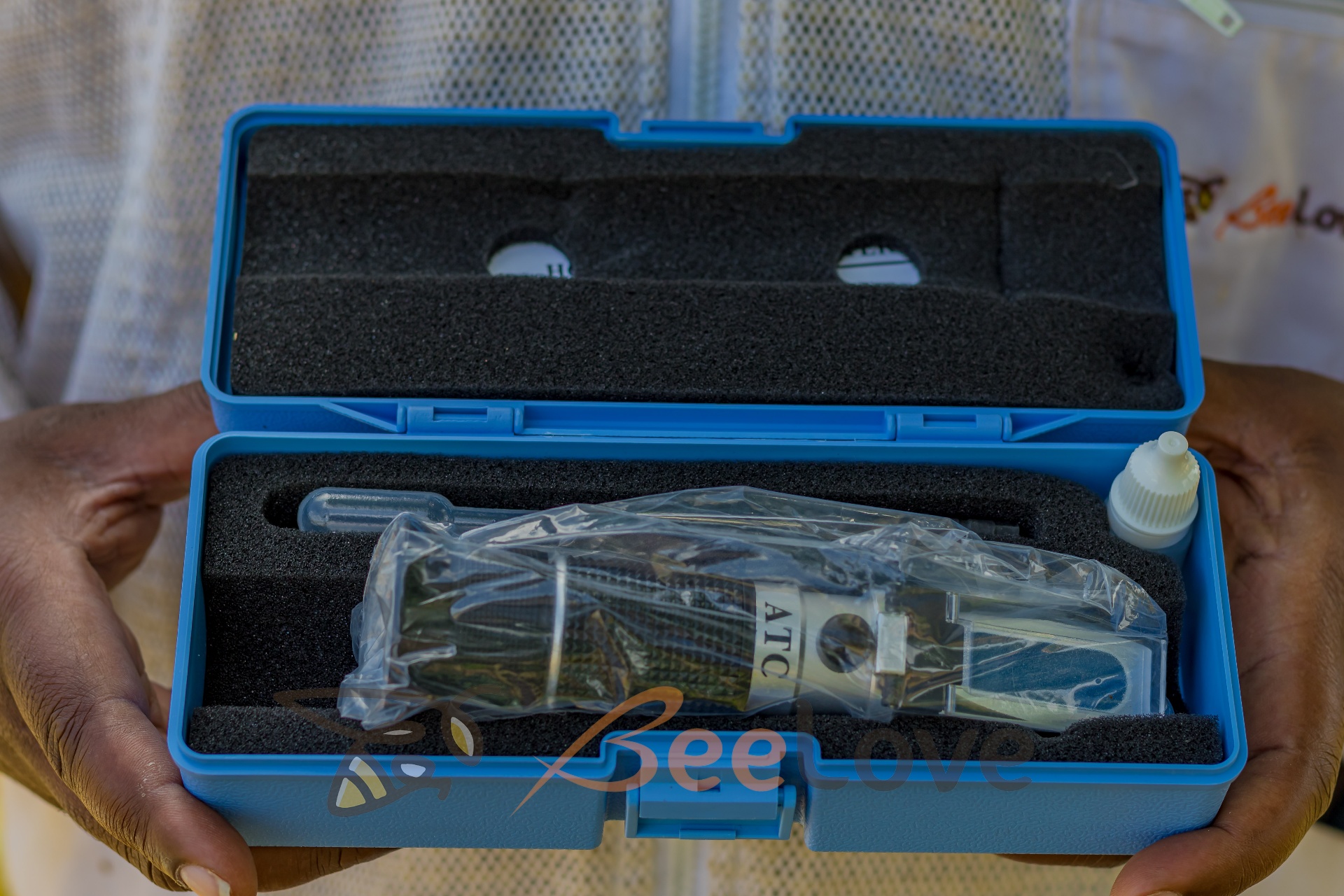Honey Refractometer (ATC)